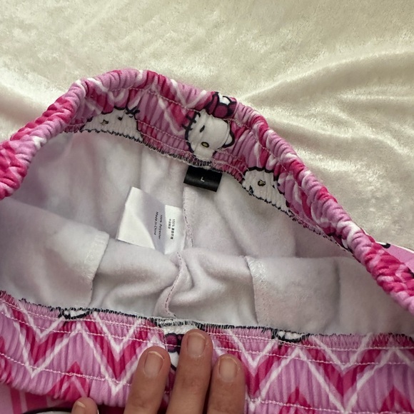 Fleece lined Hello Kitty pants - NWOT - Picture 4 of 5
